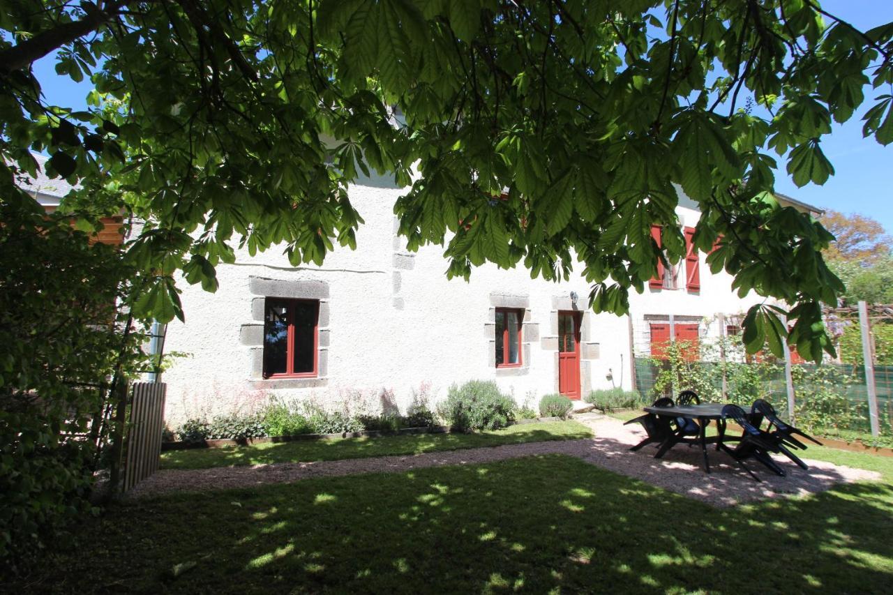Combrailleurs Bed and Breakfast Espinasse Εξωτερικό φωτογραφία